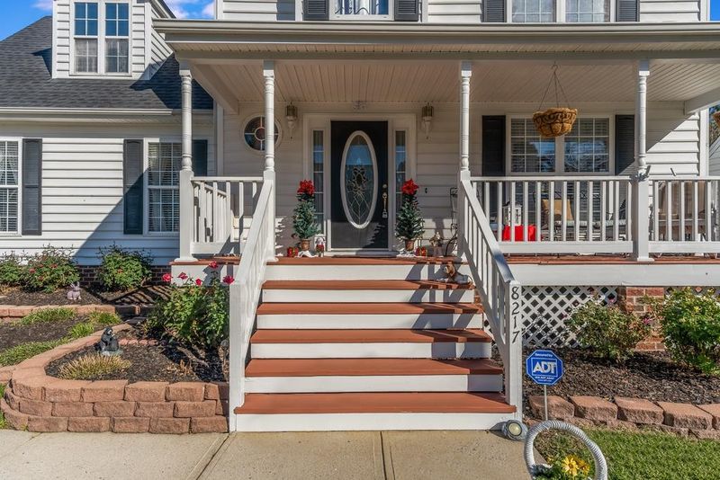 8217 Hobhouse Cir, Raleigh, NC 27615