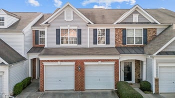 8217 Pilots View Dr, Raleigh, NC 27617