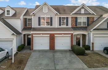 8217 Pilots View Dr, Raleigh, NC 27617