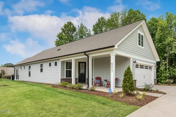 8217 White Star Dr, Fuquay Varina, NC 27526