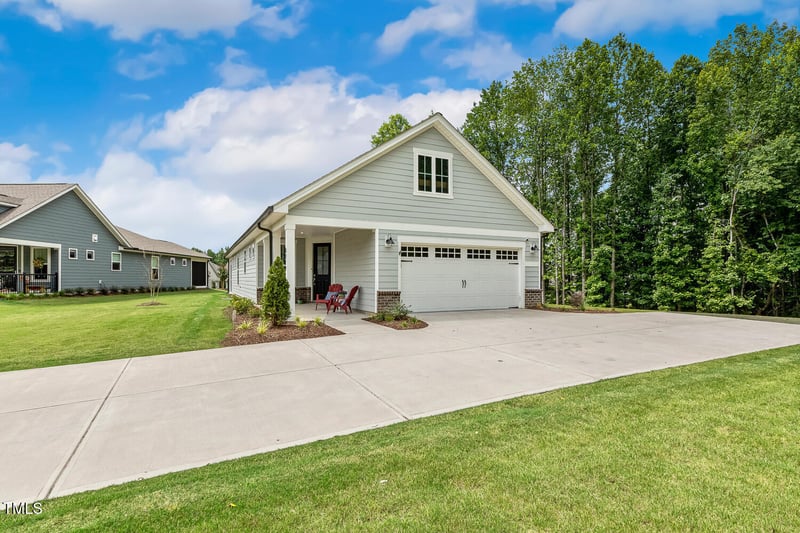 8217 White Star Dr, Fuquay Varina, NC 27526