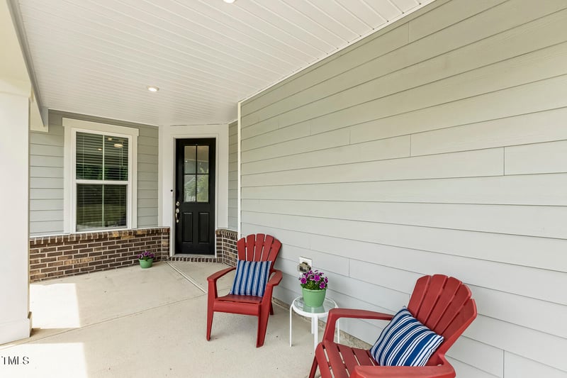 8217 White Star Dr, Fuquay Varina, NC 27526