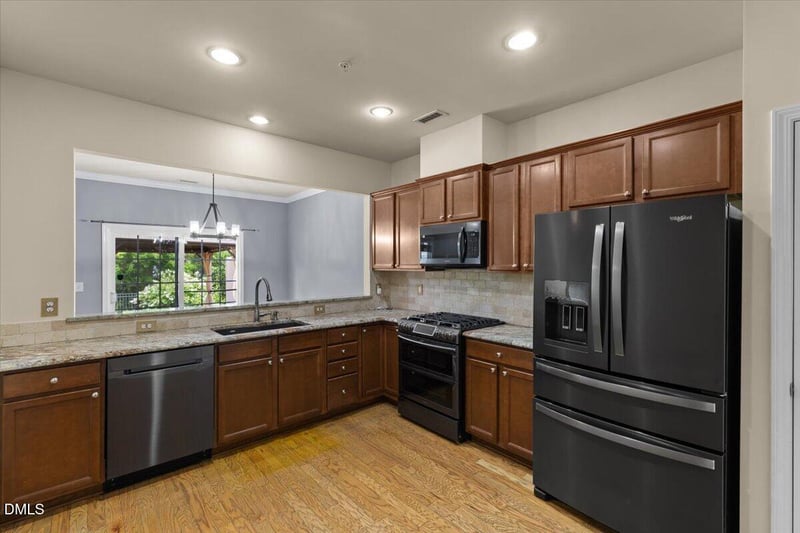 8217 Yaxley Hall Dr, Raleigh, NC 27616