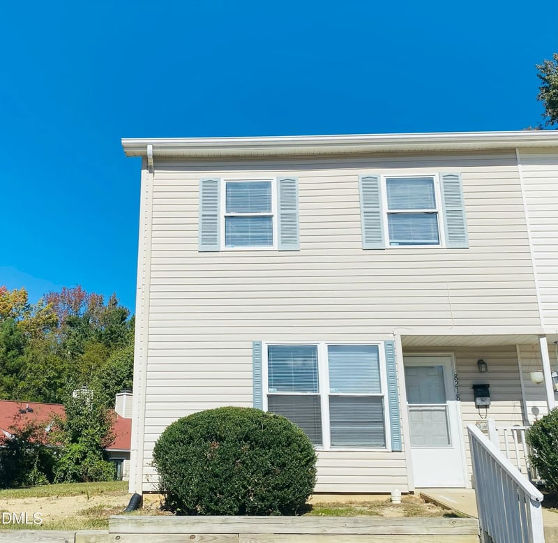 8218 Merriweather Cir, Raleigh, NC 27616