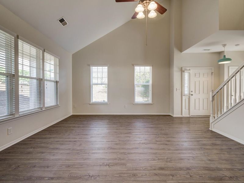8219 Beaded Stone St, Raleigh, NC 27613