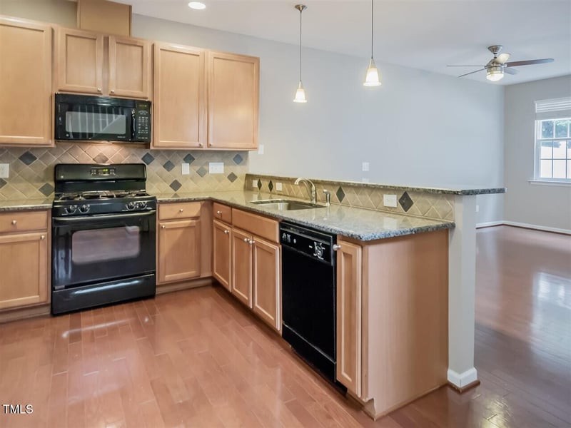 8219 Martello Ln, Raleigh, NC 27613