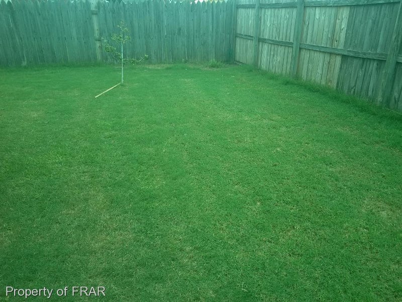822 Windingwood Pl, Fayetteville, NC 28348