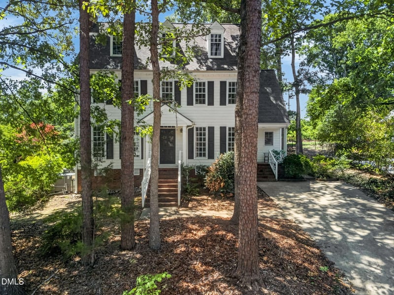 8220 Harps Mill Rd, Raleigh, NC 27615