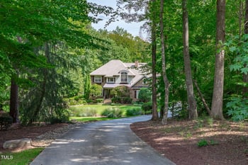 8220 Whispering Glen Ln, Raleigh, NC 27614