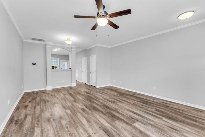 8221 City Loft Ct, Raleigh, NC 27613