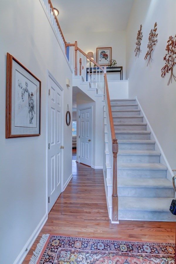 8221 Hempshire Pl #102, Raleigh, NC 27613