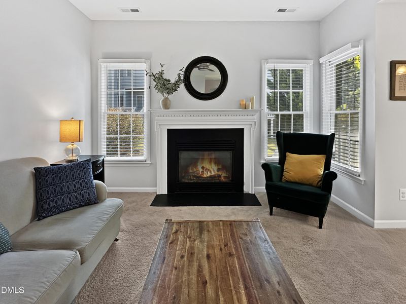 8221 Hempshire Pl #105, Raleigh, NC 27613