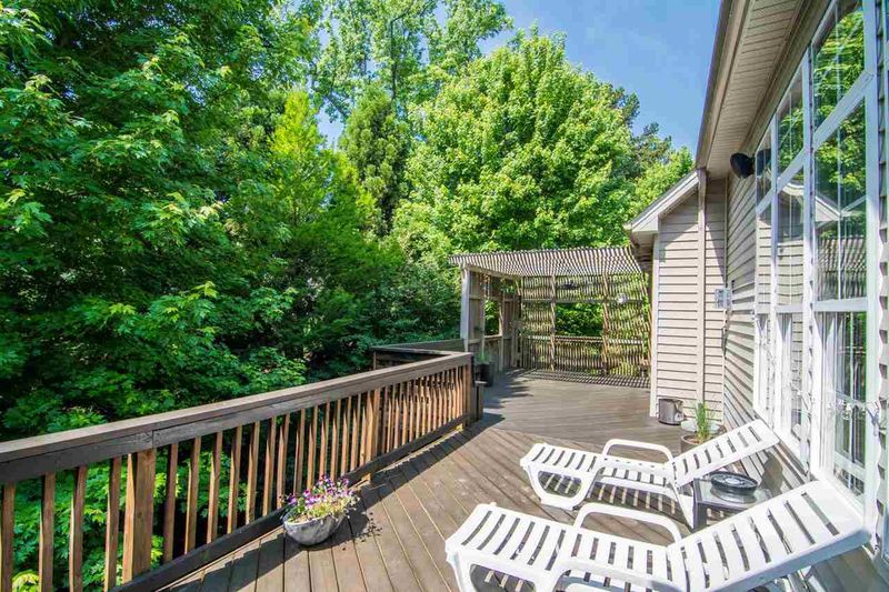 8222 Cushing St, Raleigh, NC 27613