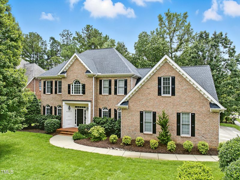 8223 Ortin Ln, Raleigh, NC 27612