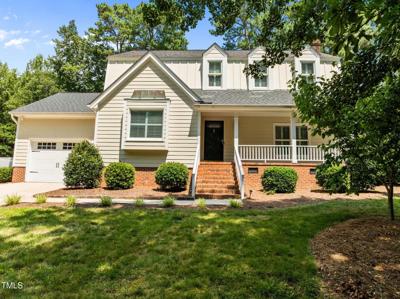 8224 Clear Brook Dr, Raleigh, NC 27615