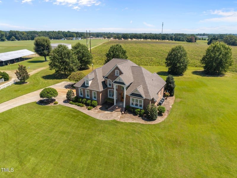 8224 Nc 210 , Angier, NC 27501