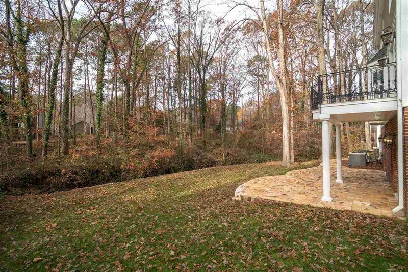 8225 Clear Brook Dr, Raleigh, NC 27615