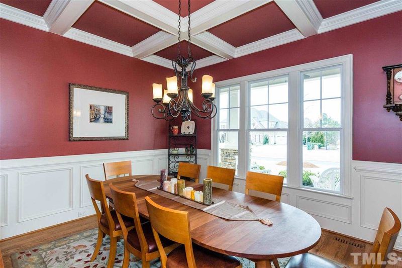 8228 Green Hope School Rd, Cary, NC 27519