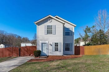 8228 Wynewood Ct, Raleigh, NC 27616