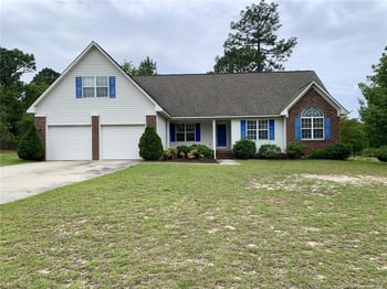 8229 Foxtrail Dr, Fayetteville, NC 28311