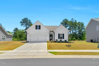 823 Biltmore Dr, Sanford, NC 27332
