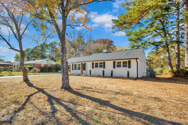 823 Carol St, Fayetteville, NC 28303