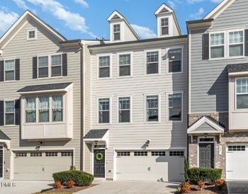 823 Richmont Grove Ln, Apex, NC 27523