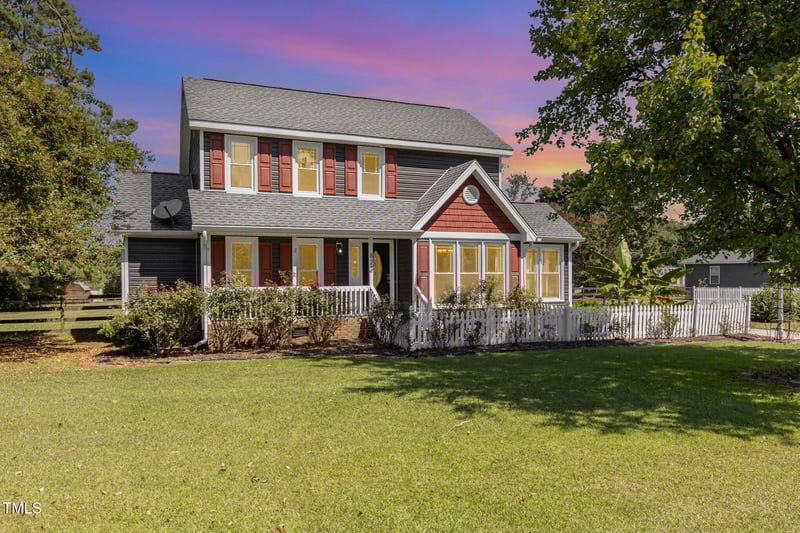 823 Shadow Lake Dr, Willow Springs, NC 27592