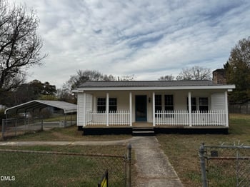 823 Taylor St, Wake Forest, NC 27587