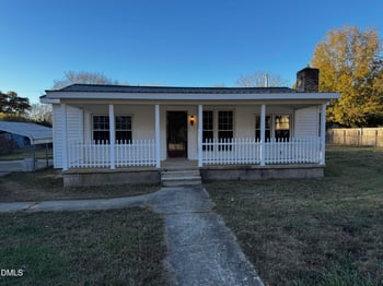 823 Taylor St, Wake Forest, NC 27587