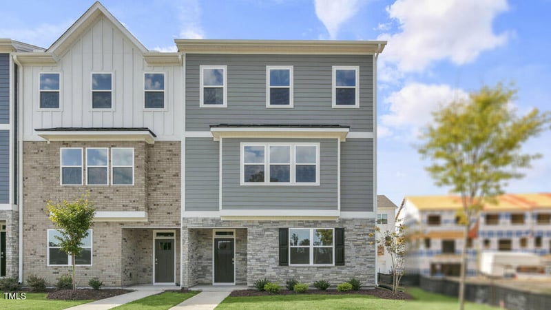 823 Washington St, Fuquay Varina, NC 27526