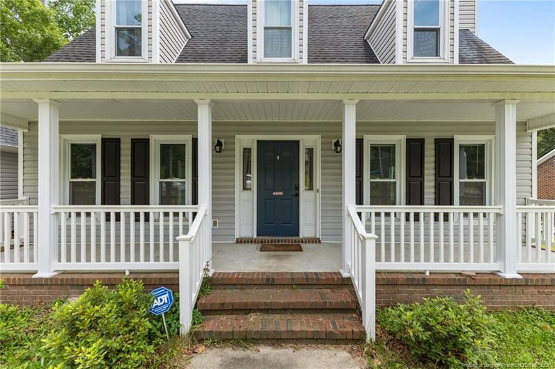 8230 Shoreway Dr, Fayetteville, NC 28304