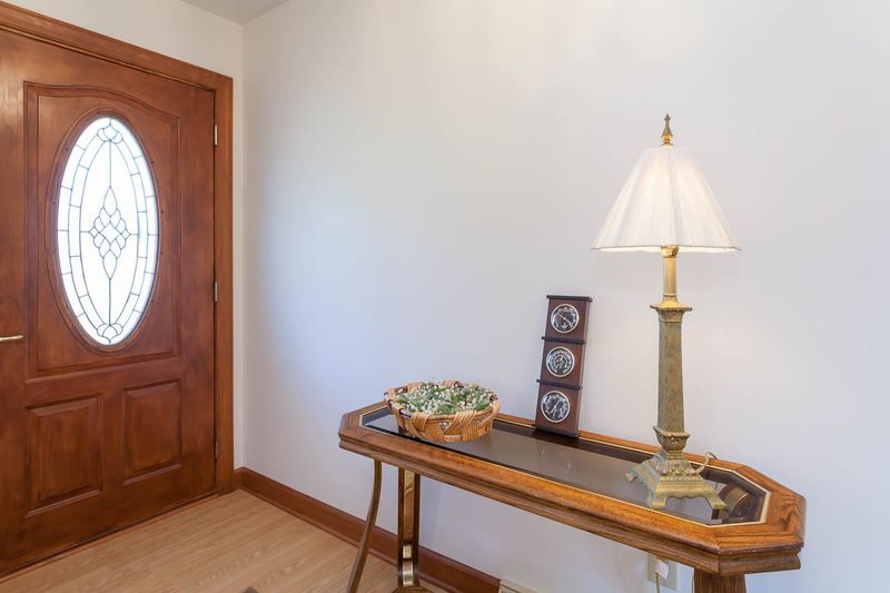 8231 Bells Lake Rd, Apex, NC 27539