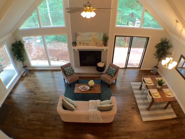 8232 Hillside Dr, Raleigh, NC 27612