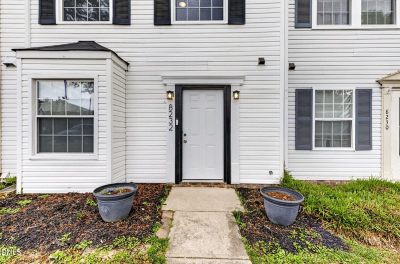 8232 Mcguire Dr, Raleigh, NC 27616