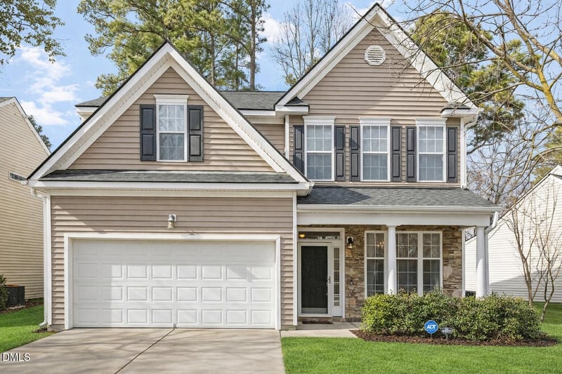 8233 Marshall Brae Dr, Raleigh, NC 27616
