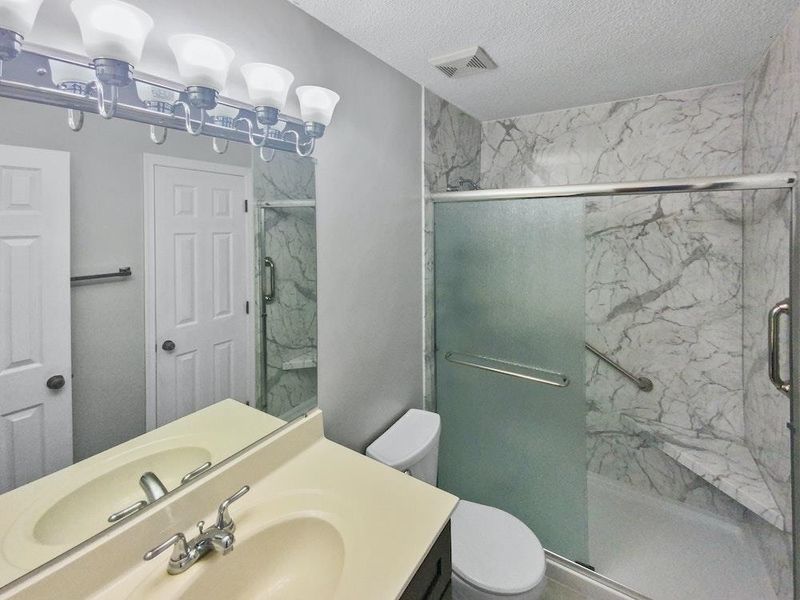 8236 Merriweather Cir, Raleigh, NC 27616