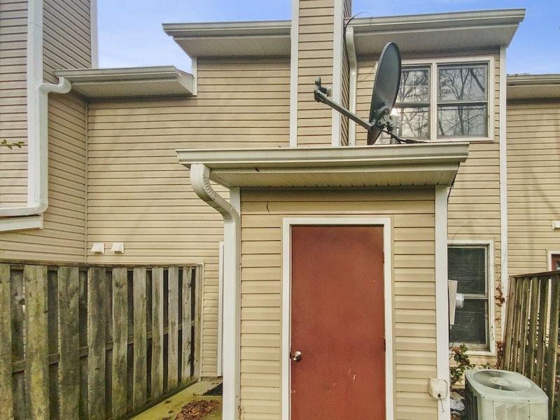 8236 Merriweather Cir, Raleigh, NC 27616