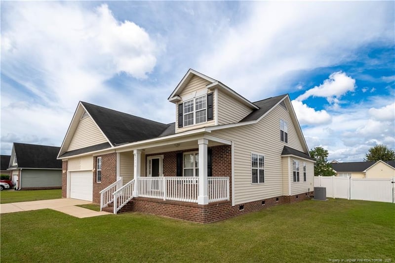 8238 English Saddle Dr, Fayetteville, NC 28314