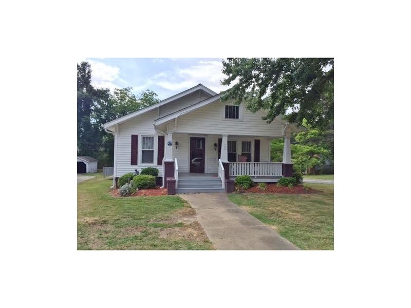 824 Central Ave, Burlington, NC 27215