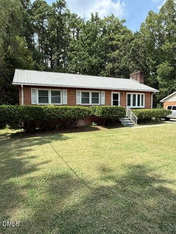 824 Cooper Rd, Raleigh, NC 27610