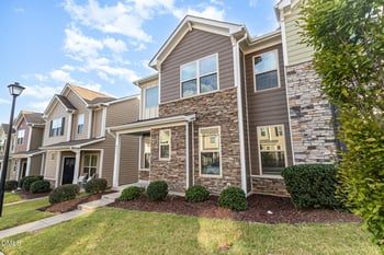 824 Country Downs Rd, Wake Forest, NC 27587