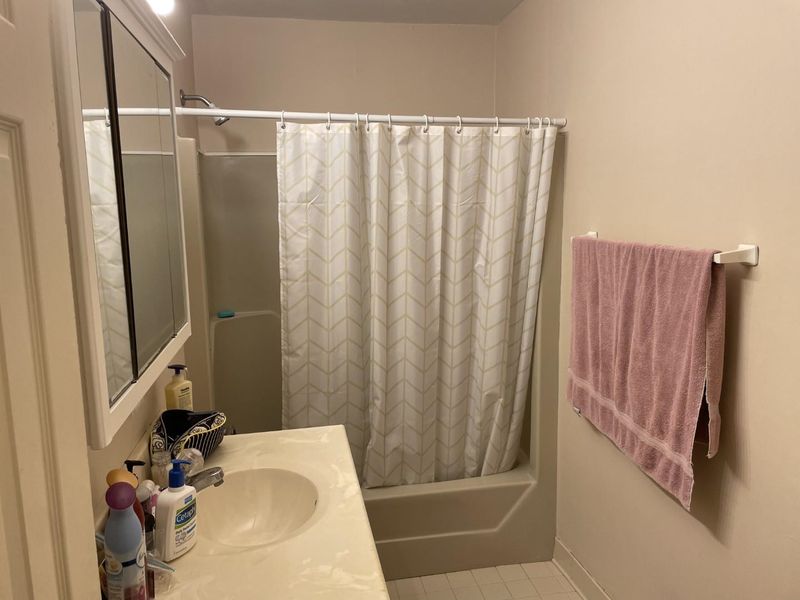 824 Elizabeth Ave, Wake Forest, NC 27587