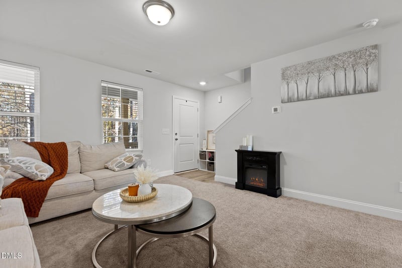 824 Estes Ln, Holly Springs, NC 27540