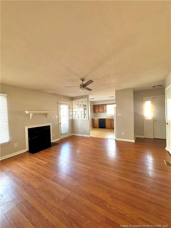 824 Glen Reilly Dr, Fayetteville, NC 28314