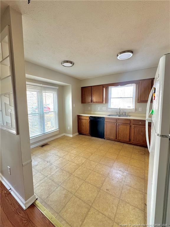 824 Glen Reilly Dr, Fayetteville, NC 28314