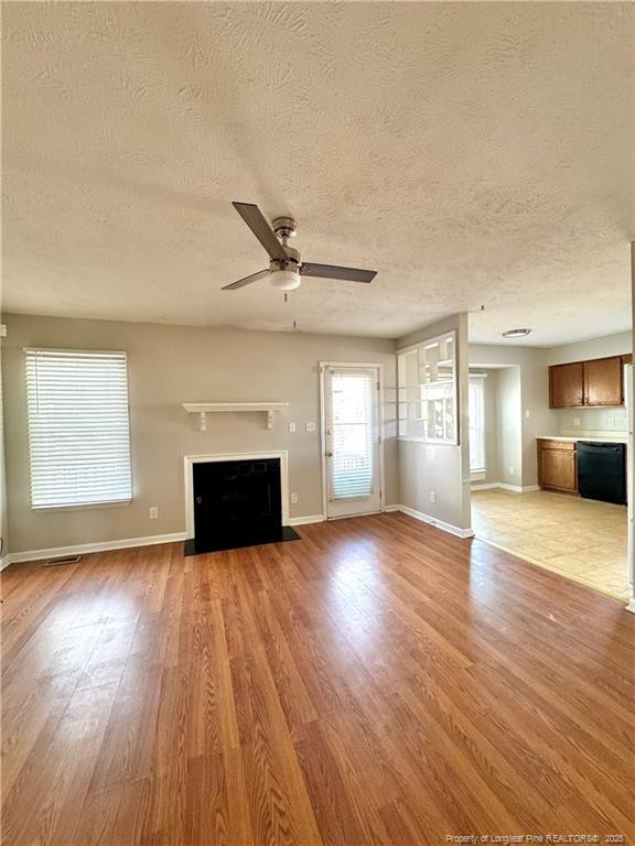 824 Glen Reilly Dr, Fayetteville, NC 28314