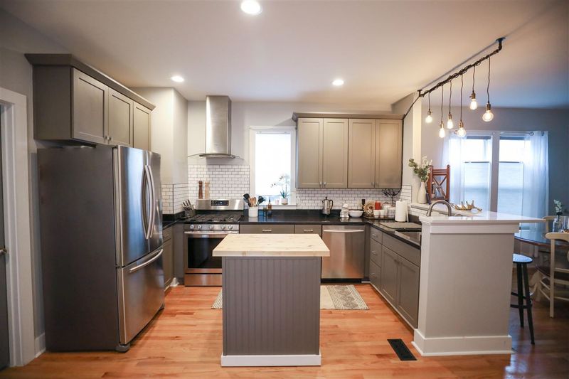 824 E Hargett St, Raleigh, NC 27601