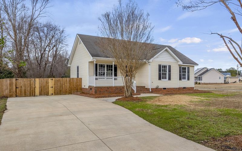 824 Lusterleaf Pl, Wendell, NC 27591
