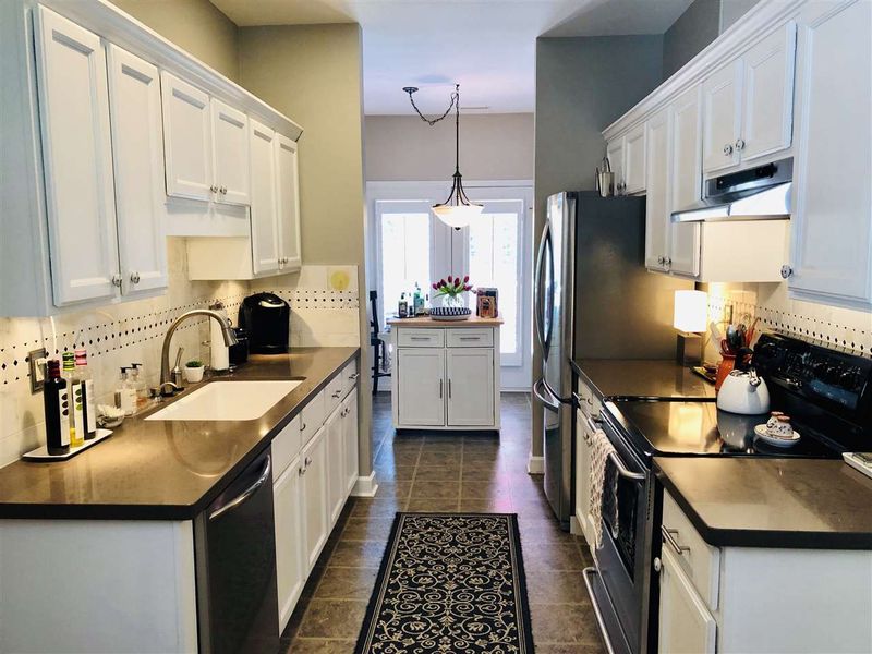824 Mill Greens Ct, Raleigh, NC 27609
